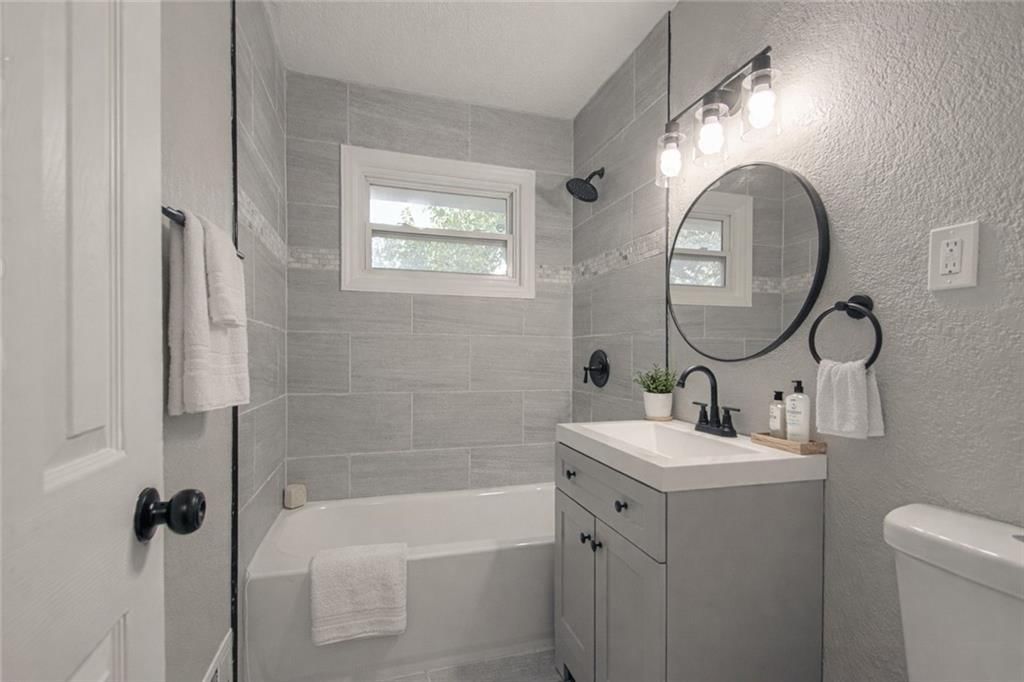 8512 E 85th Street — photo 20