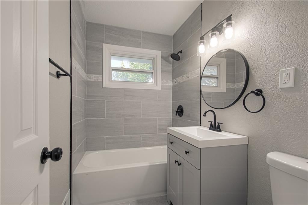 8512 E 85th Street — photo 21