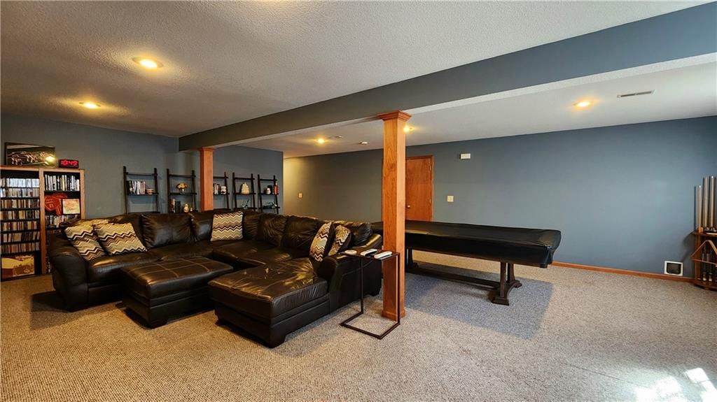 986 Owl Creek Parkway — photo 37