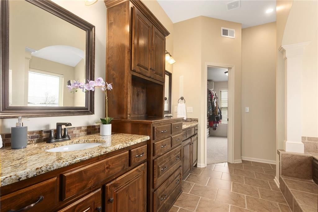 10205 NE 103rd Street — photo 15