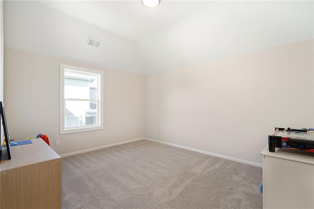 17929 Manor Street — photo 34