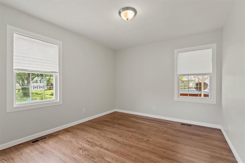 307 E 3rd Drive S — photo 11