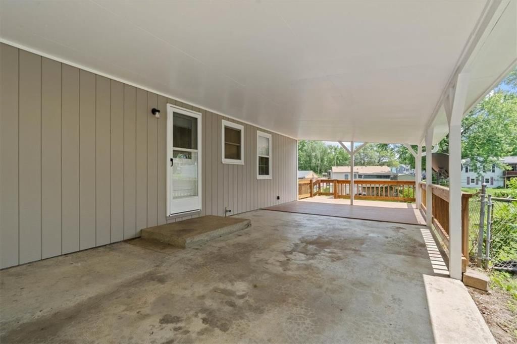 307 E 3rd Drive S — photo 14