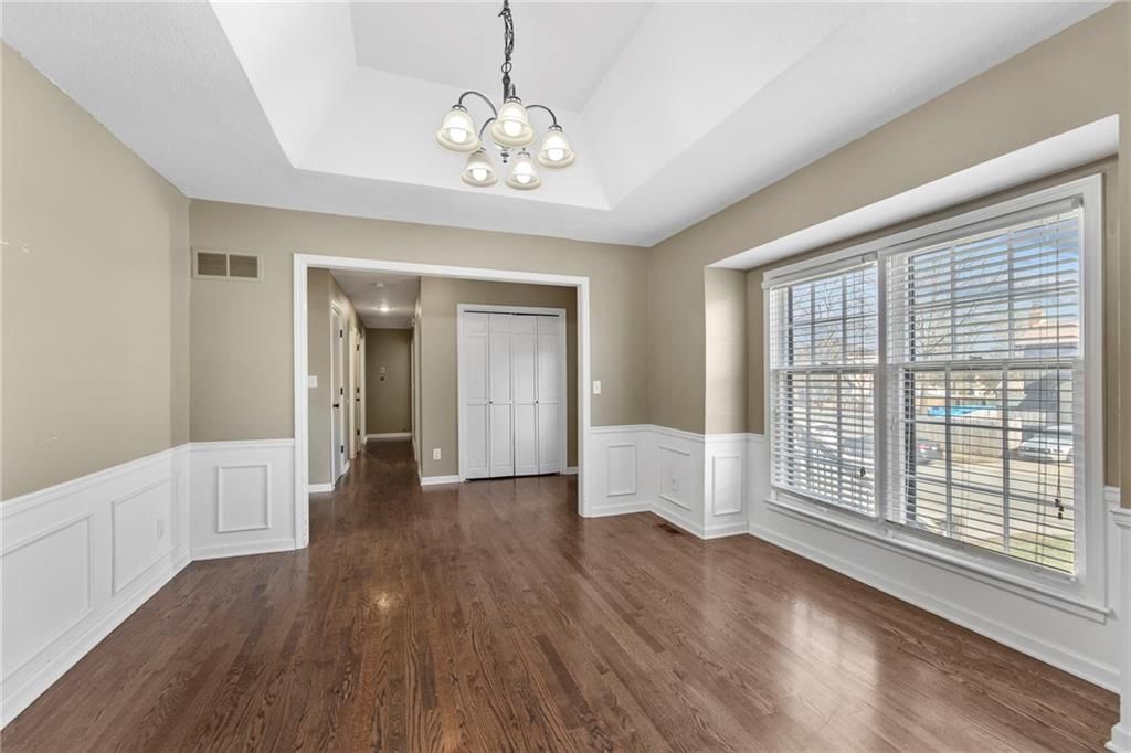 1212 E Frontier Lane — photo 9