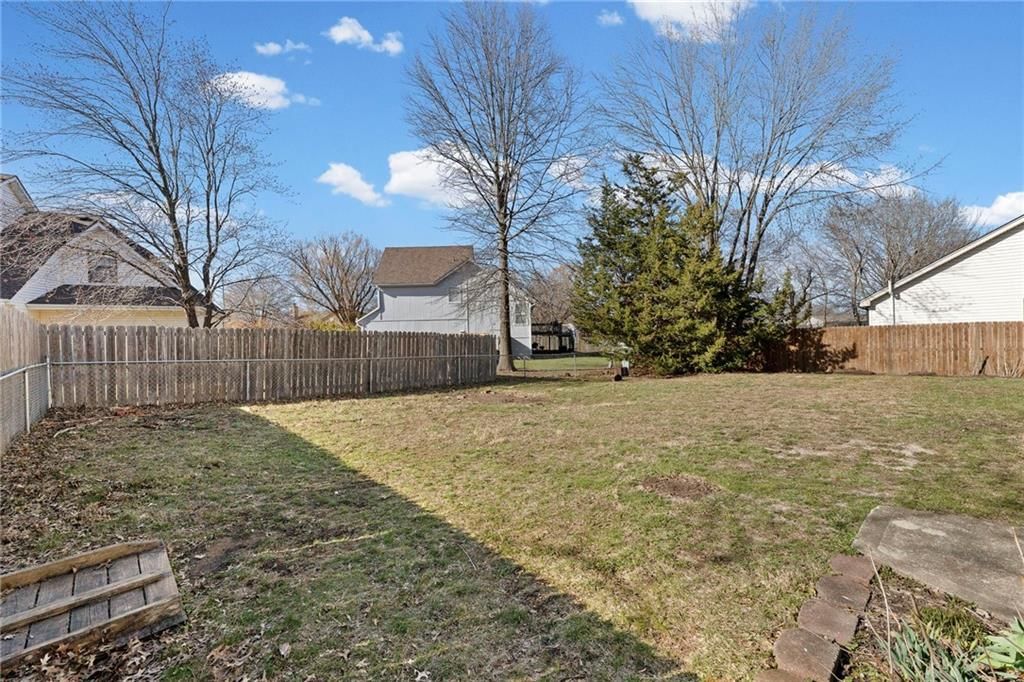1212 E Frontier Lane — photo 38