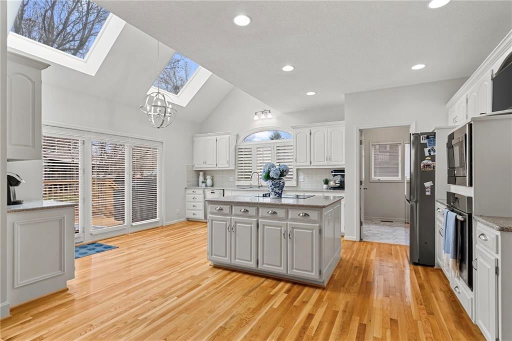 15209 Maple Court — photo 11