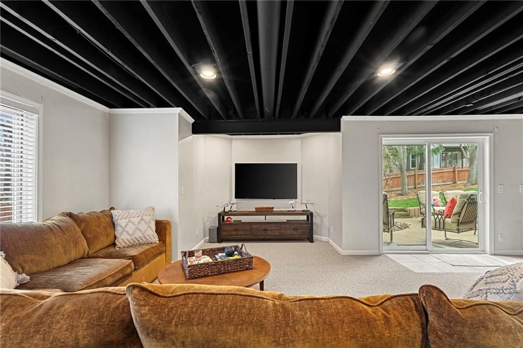 15209 Maple Court — photo 24