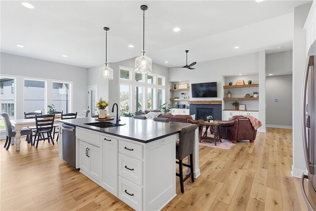 18120 N Peach Blossom Drive — photo 13