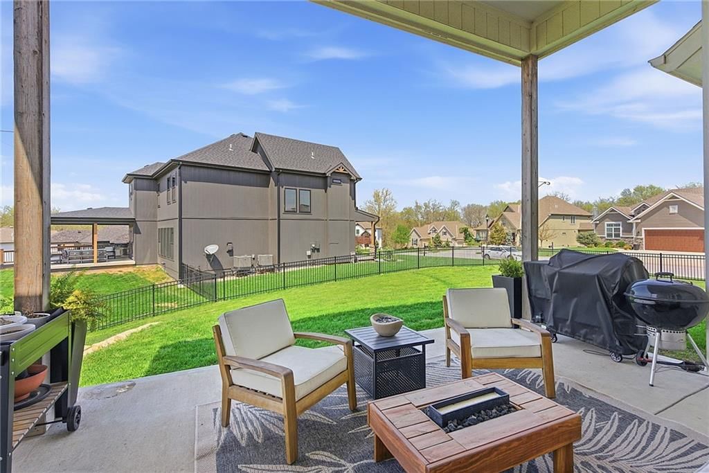 18120 N Peach Blossom Drive — photo 34