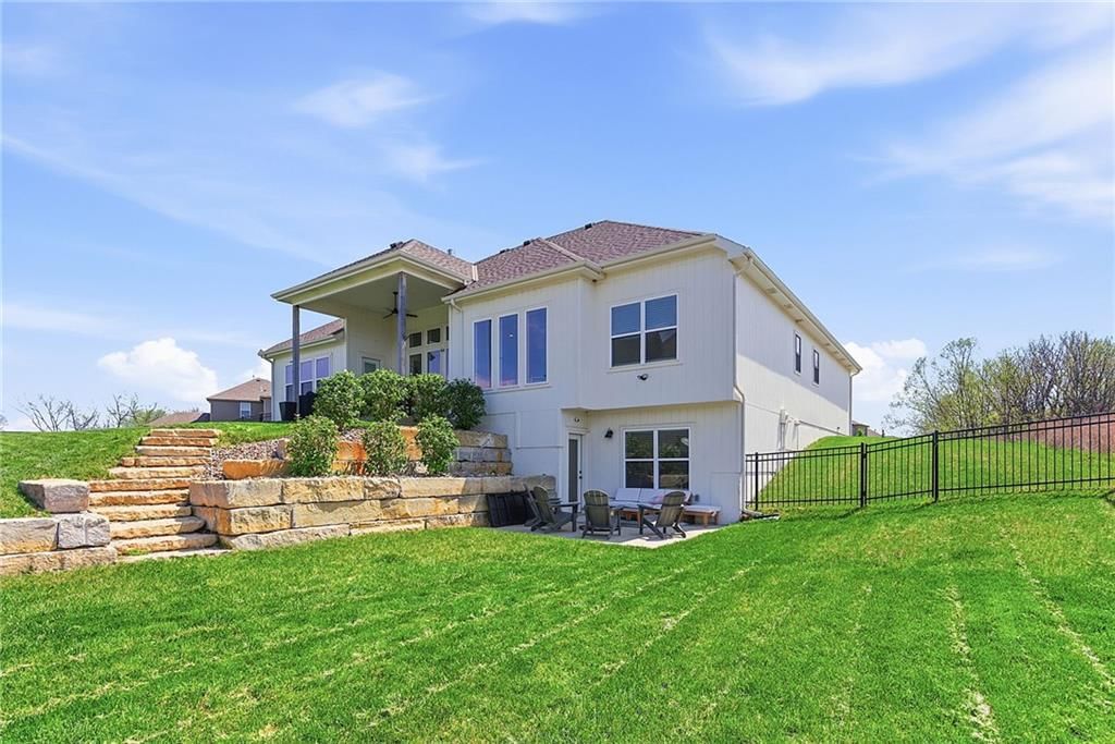 18120 N Peach Blossom Drive — photo 37