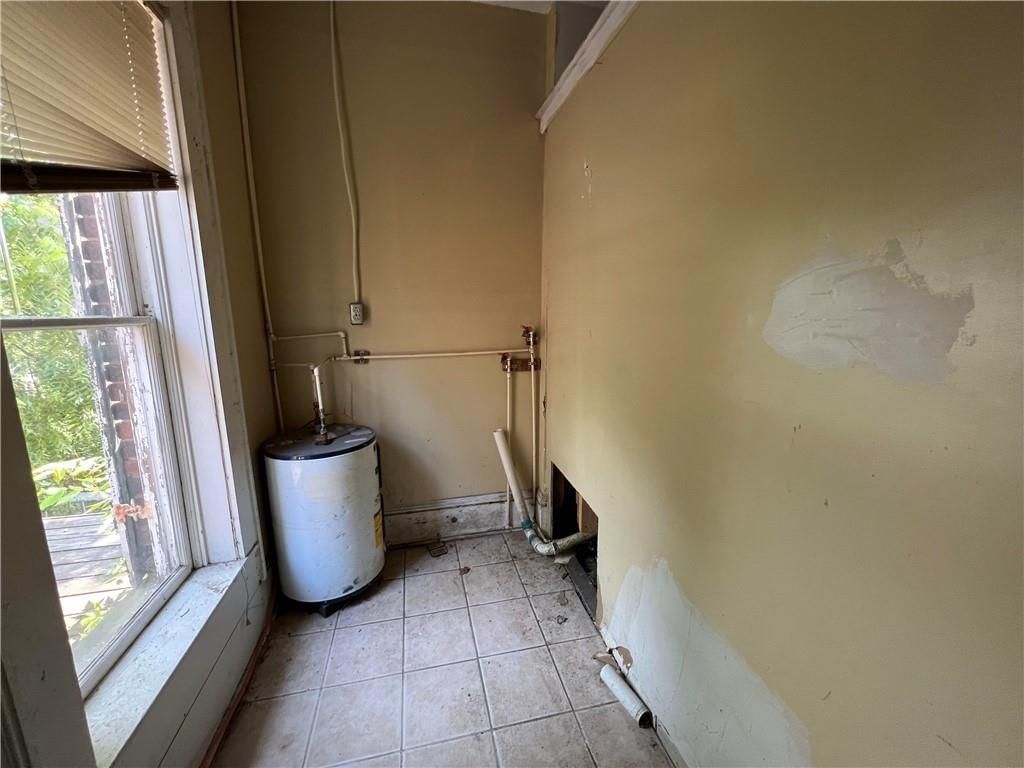1802 Franklin Avenue — photo 23