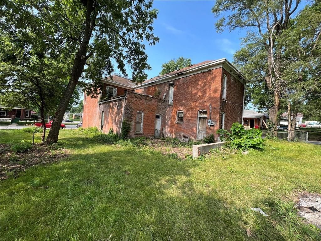 1802 Franklin Avenue — photo 31