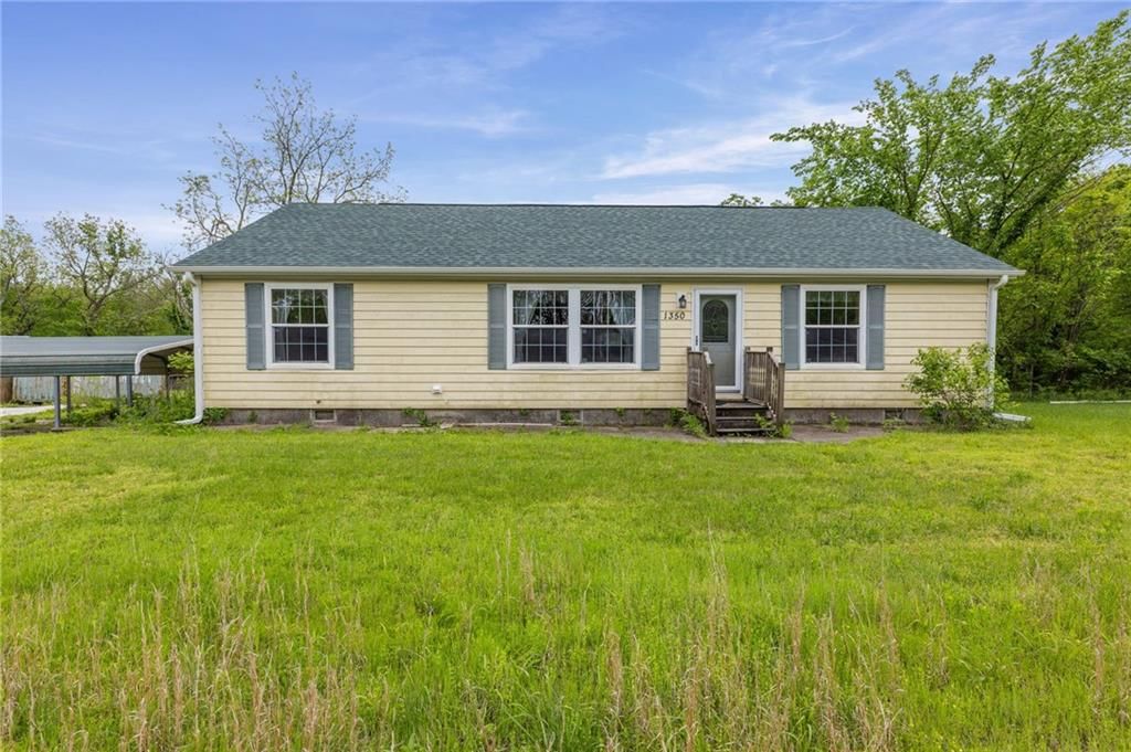 1350 Osborne Road, Pomona, KS