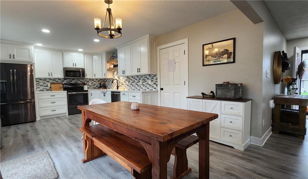 812 Apple Blossom Street — photo 14