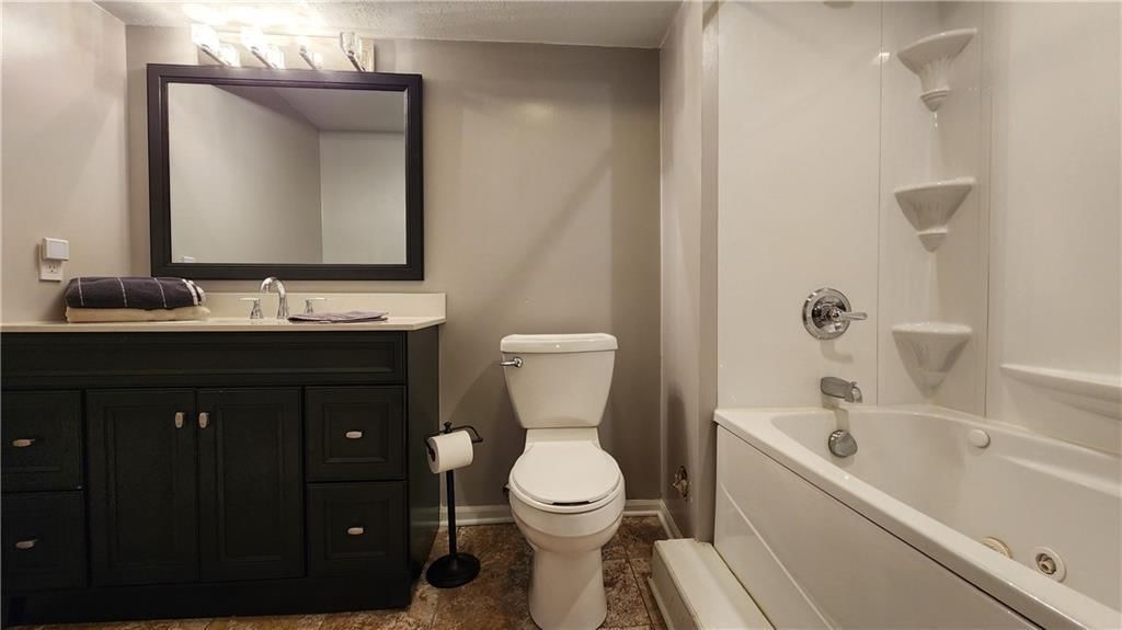 812 Apple Blossom Street — photo 37