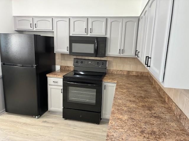 7317 Hedges Avenue — photo 38