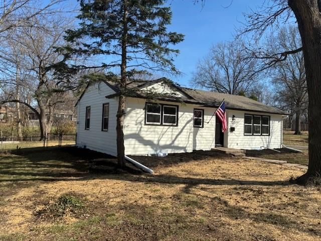 7317 Hedges Avenue — photo 44
