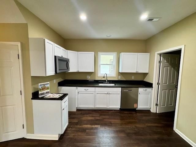 2717 BALES Avenue — photo 9