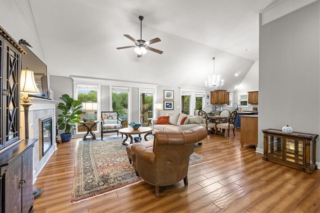 8204 NW 74th Street — photo 3