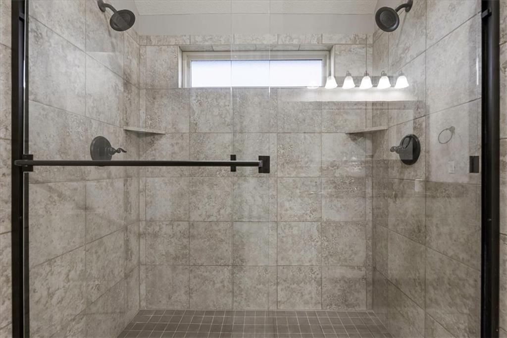 8204 NW 74th Street — photo 11