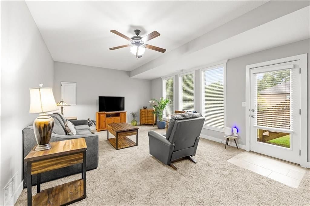 8204 NW 74th Street — photo 16
