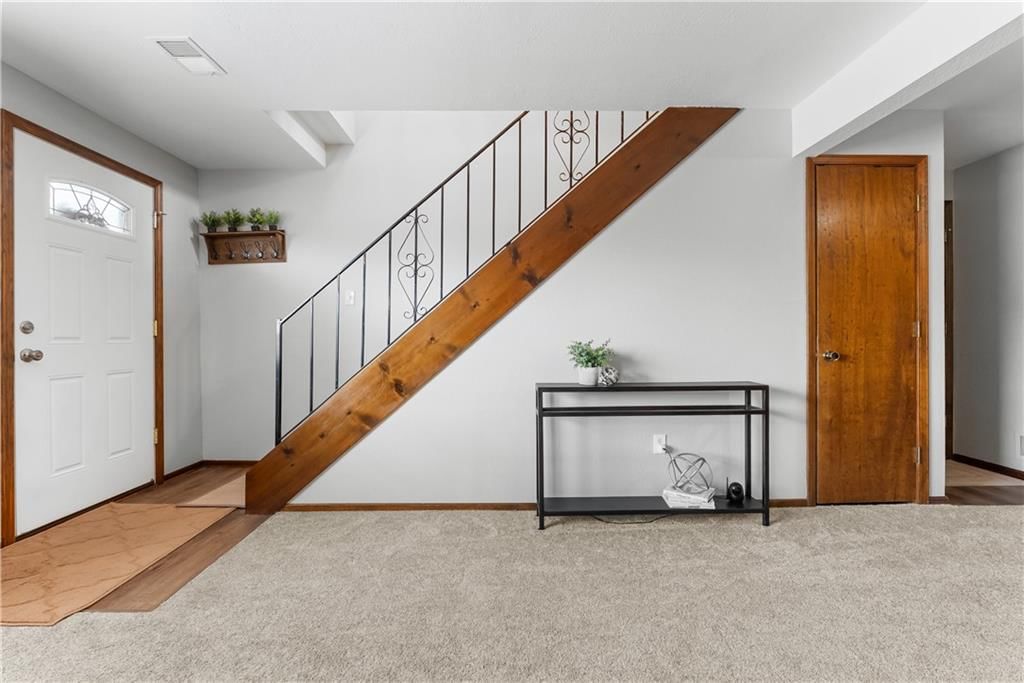4027 Hedges Avenue — photo 3