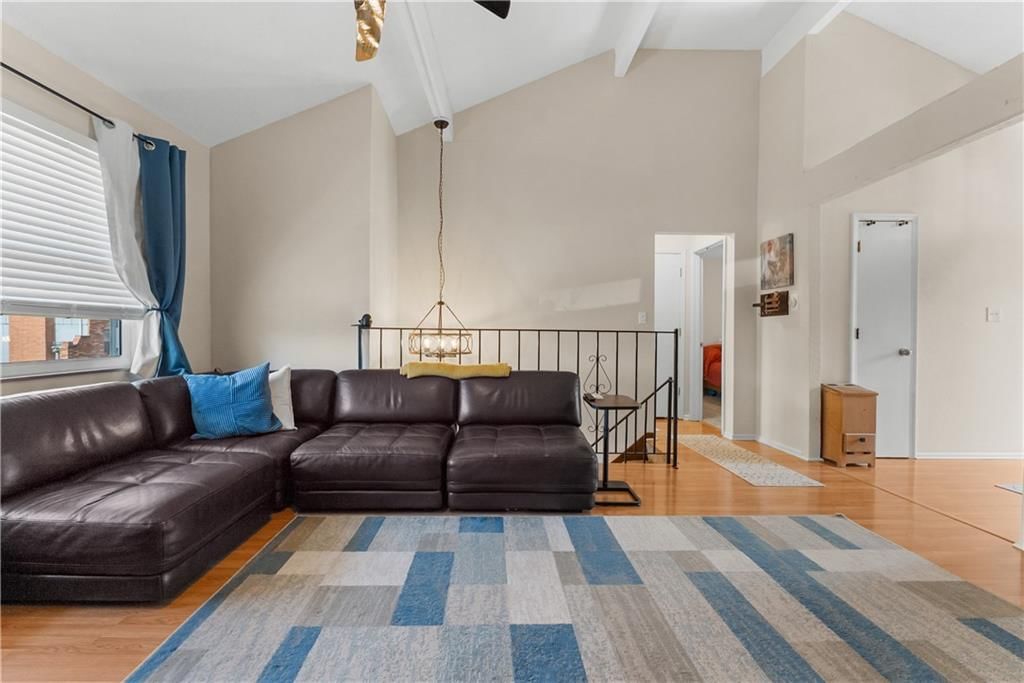 4027 Hedges Avenue — photo 12