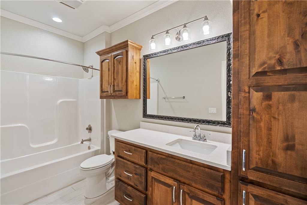 4343C CR 2000 Road — photo 24