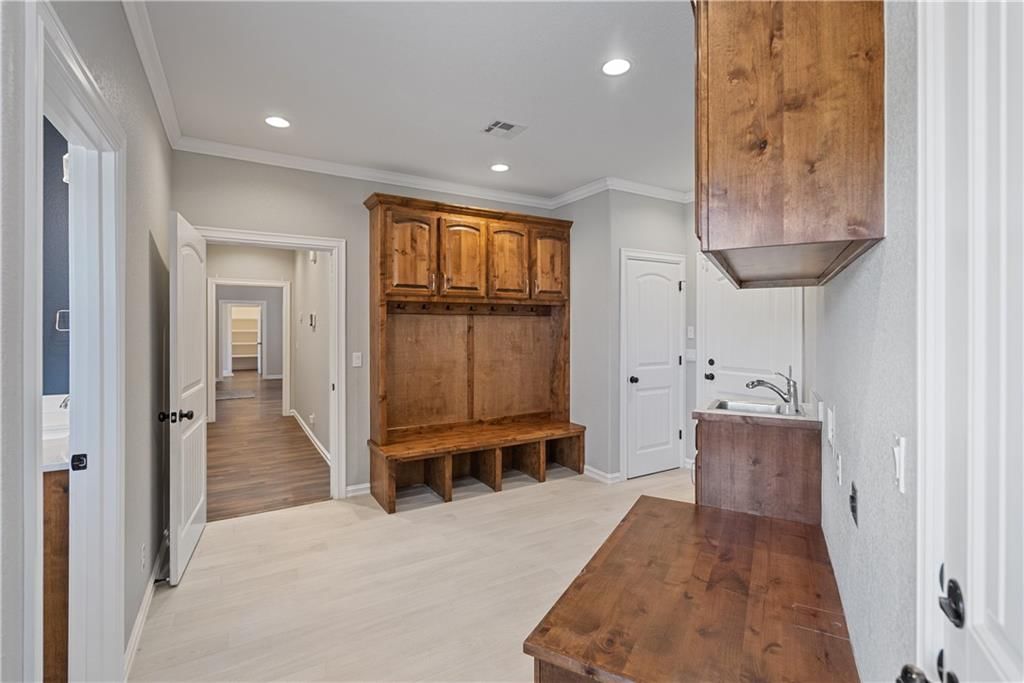 4343C CR 2000 Road — photo 34