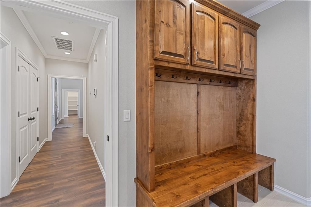 4343C CR 2000 Road — photo 35