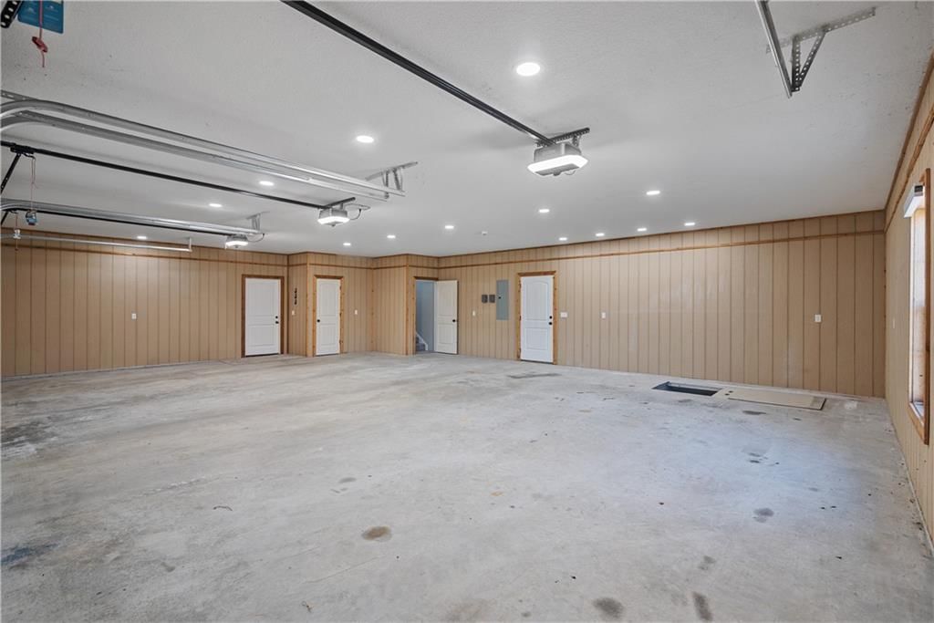 4343C CR 2000 Road — photo 38