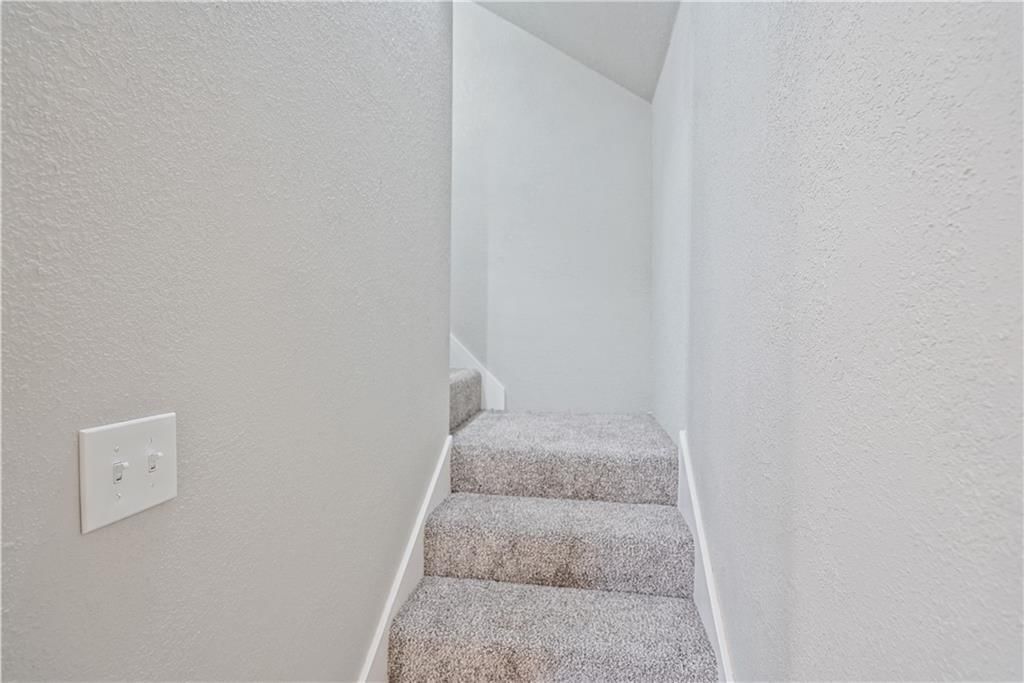 4343C CR 2000 Road — photo 40