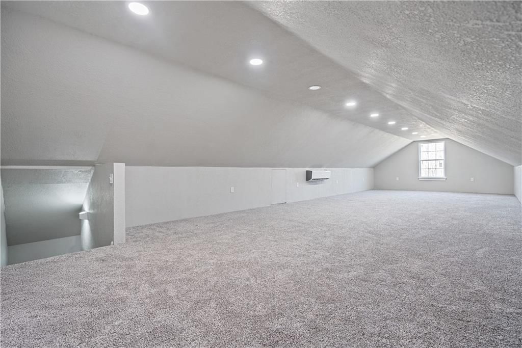 4343C CR 2000 Road — photo 41