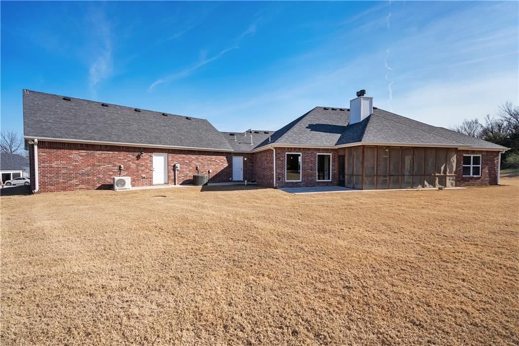 4343C CR 2000 Road — photo 43