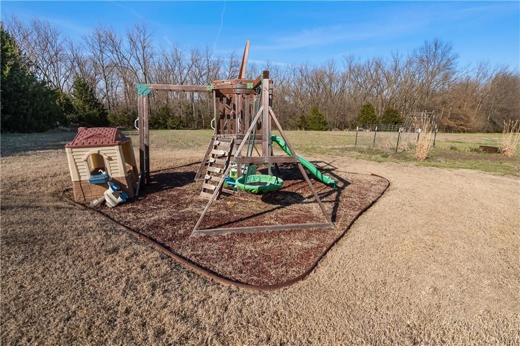 4343C CR 2000 Road — photo 48