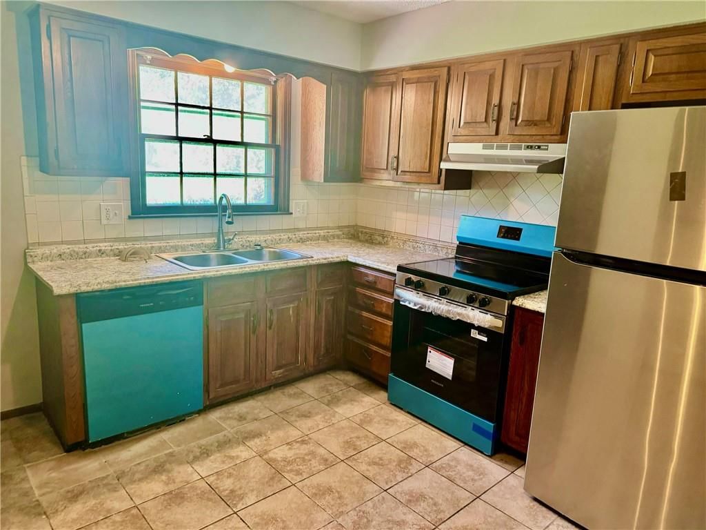 5406 Ditzler Avenue — photo 2