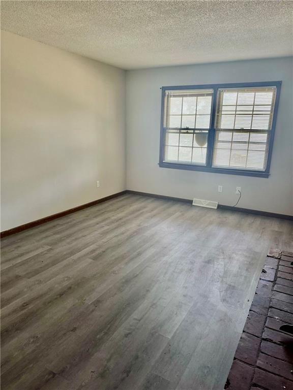 5406 Ditzler Avenue — photo 8