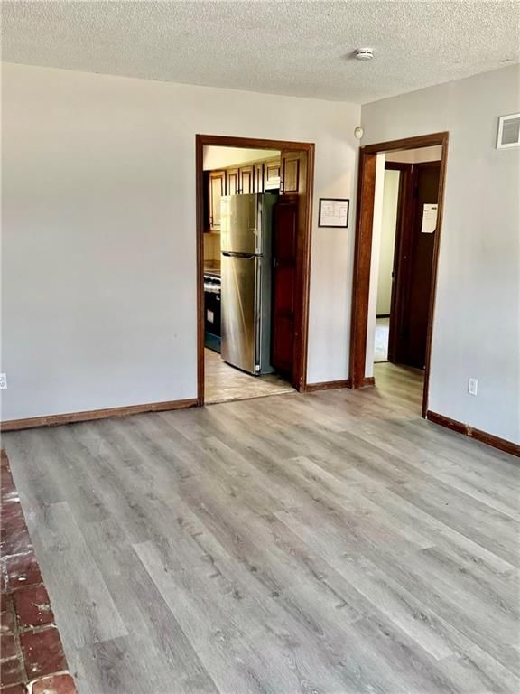 5406 Ditzler Avenue — photo 9