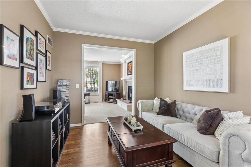 5837 Millbrook Street — photo 9