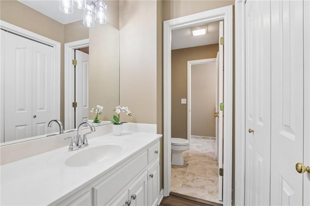 5837 Millbrook Street — photo 31