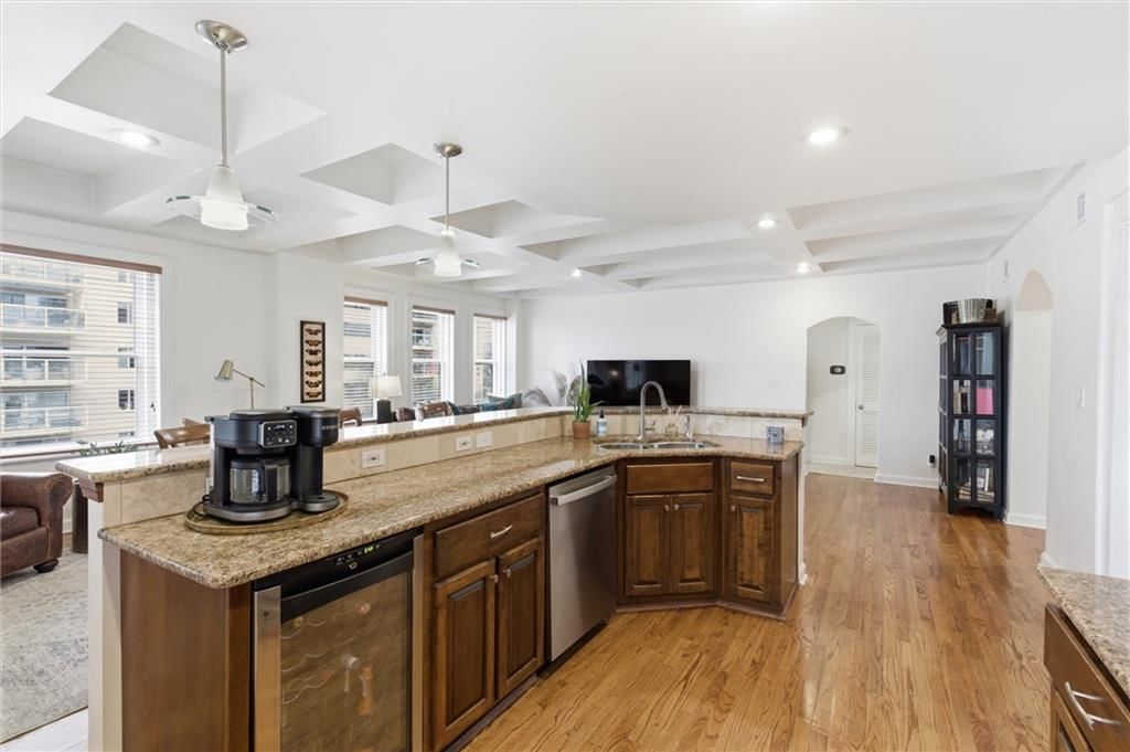 229 Ward Parkway — photo 9