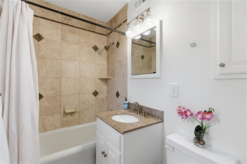 229 Ward Parkway — photo 21