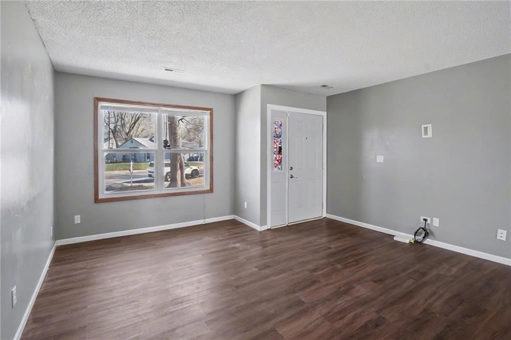 1605 E 21st Place — photo 6