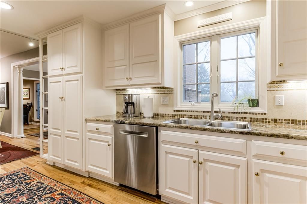 2032 W 96th Street — photo 11