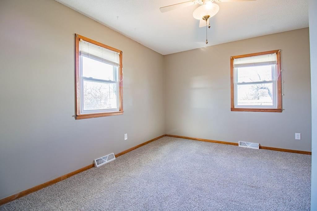 306 N lee Street — photo 21