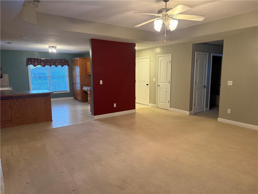 905 MERCURY Way — photo 13