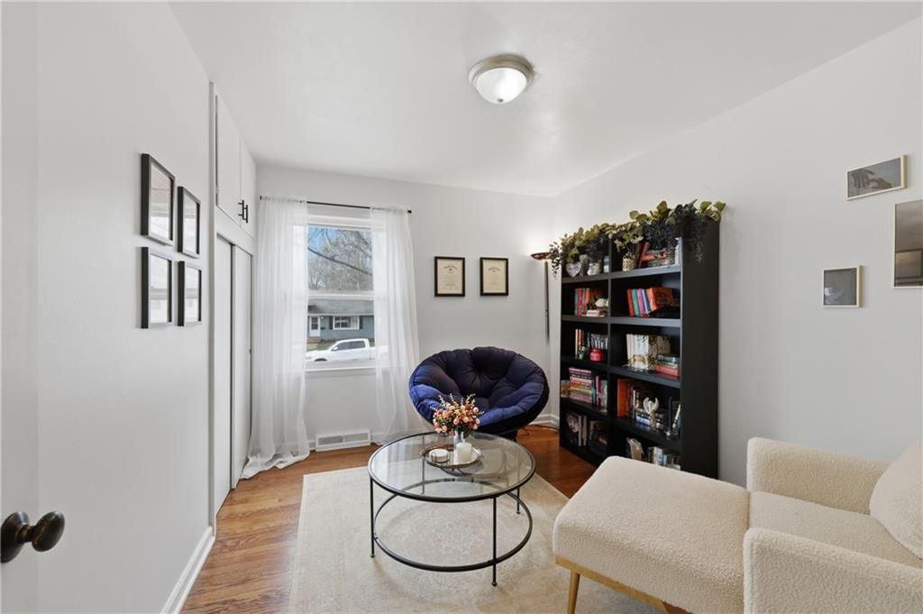 4515 S Willis Avenue — photo 9