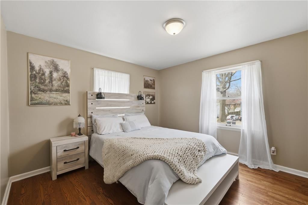 4515 S Willis Avenue — photo 11