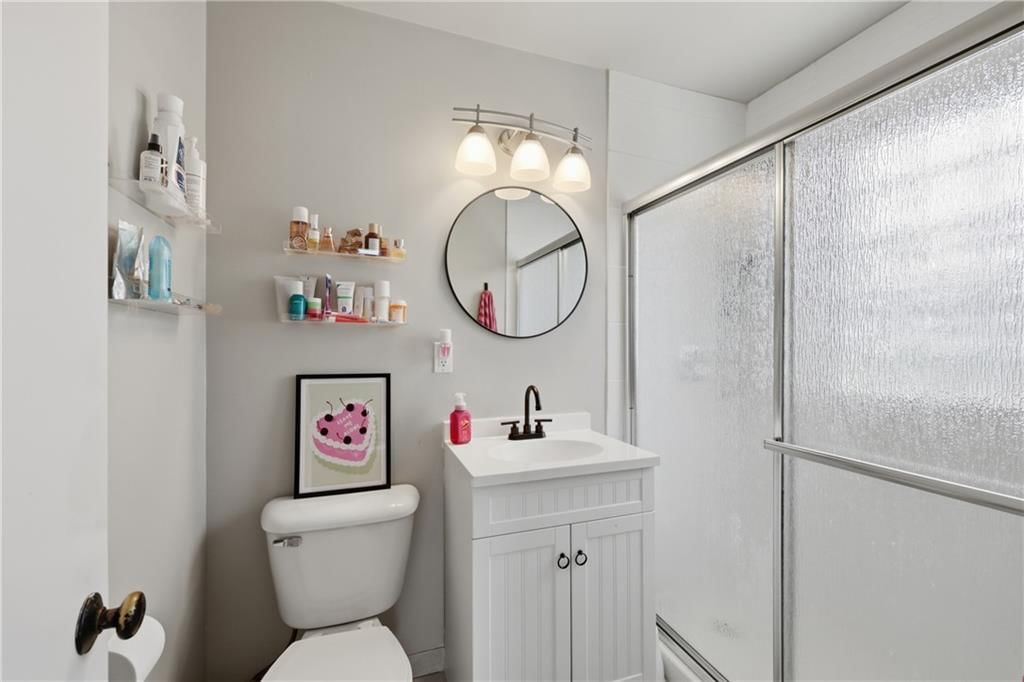 4515 S Willis Avenue — photo 18