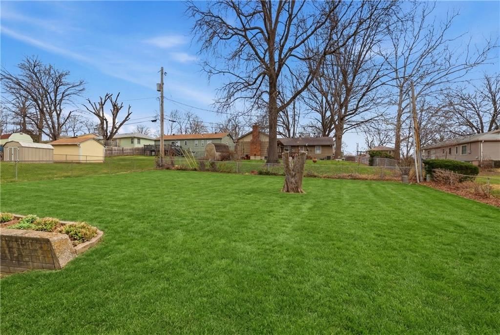 4515 S Willis Avenue — photo 21